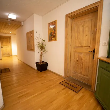 Magrappé - Like At 3*